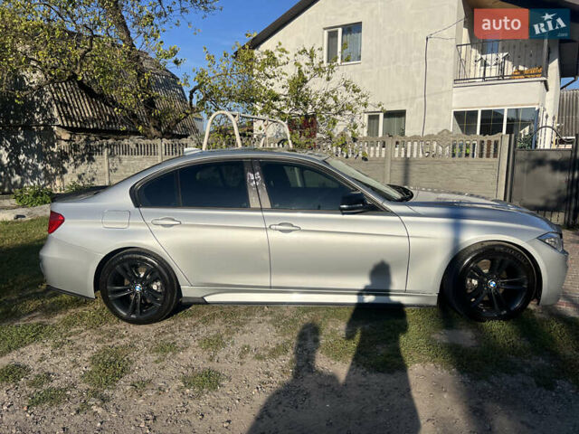 Серый БМВ 3 Серия, объемом двигателя 2 л и пробегом 205 тыс. км за 12500 $, фото 5 на Automoto.ua