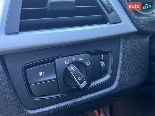 Сірий БМВ 3 Серія, об'ємом двигуна 2 л та пробігом 145 тис. км за 12900 $, фото 11 на Automoto.ua