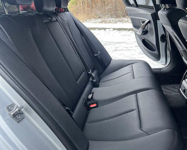 Серый БМВ 3 Серия, объемом двигателя 2 л и пробегом 145 тыс. км за 14200 $, фото 32 на Automoto.ua