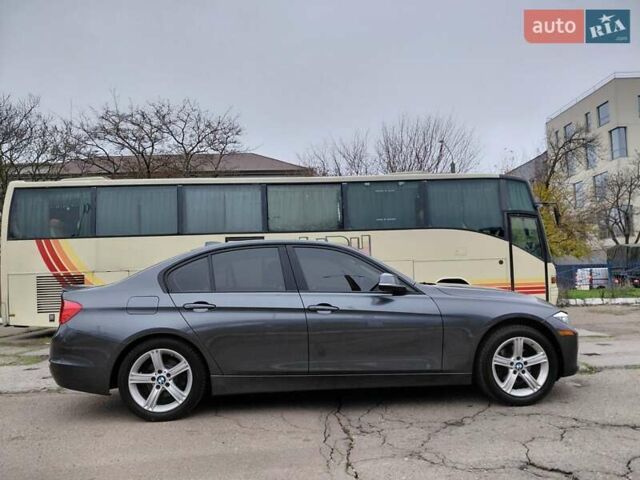Серый БМВ 3 Серия, объемом двигателя 2 л и пробегом 250 тыс. км за 11900 $, фото 4 на Automoto.ua