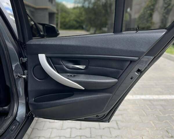 Сірий БМВ 3 Серія, об'ємом двигуна 2 л та пробігом 167 тис. км за 13500 $, фото 49 на Automoto.ua