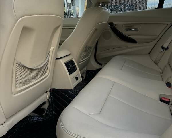 Серый БМВ 3 Серия, объемом двигателя 2 л и пробегом 250 тыс. км за 12999 $, фото 22 на Automoto.ua