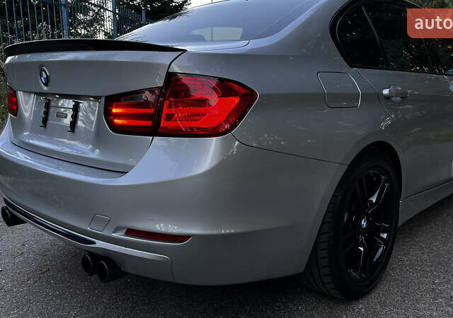 Серый БМВ 3 Серия, объемом двигателя 2 л и пробегом 233 тыс. км за 12999 $, фото 9 на Automoto.ua