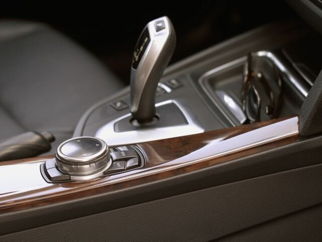 Серый БМВ 3 Серия, объемом двигателя 0 л и пробегом 164 тыс. км за 15000 $, фото 8 на Automoto.ua