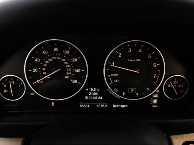 Серый БМВ 3 Серия, объемом двигателя 2 л и пробегом 104 тыс. км за 14599 $, фото 9 на Automoto.ua