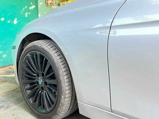 БМВ 3 Серия 2013 в Житомире на Automoto.ua Серый БМВ 3 Серия, объемом двигателя 2 л и пробегом 214 тыс. км за 14000 $, фото 19 на Automoto.ua