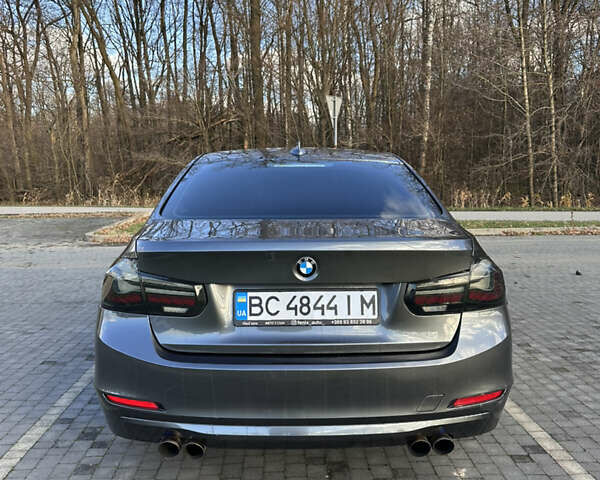 Серый БМВ 3 Серия, объемом двигателя 2 л и пробегом 203 тыс. км за 12800 $, фото 7 на Automoto.ua