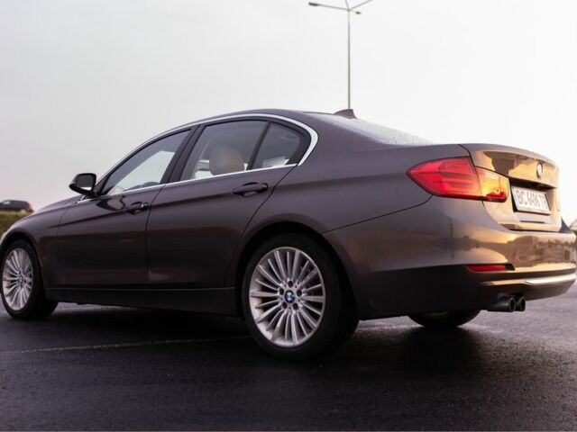 Серый БМВ 3 Серия, объемом двигателя 2 л и пробегом 104 тыс. км за 14599 $, фото 5 на Automoto.ua