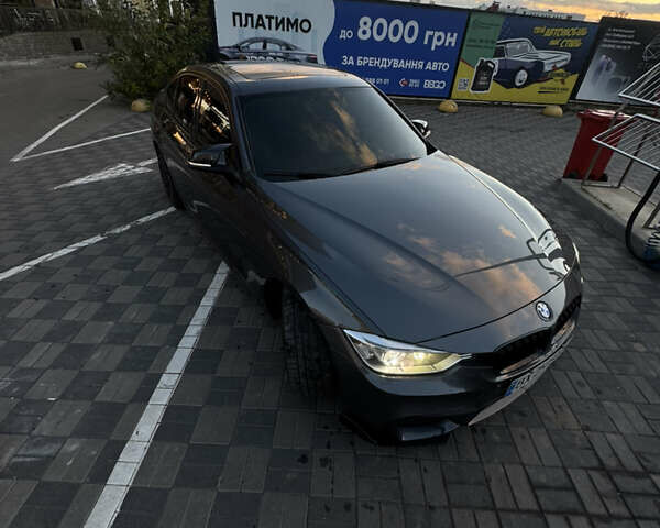Серый БМВ 3 Серия, объемом двигателя 2 л и пробегом 155 тыс. км за 16300 $, фото 10 на Automoto.ua