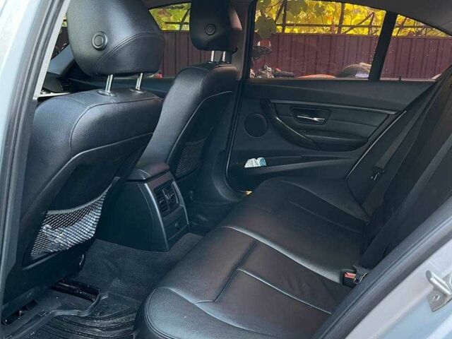 БМВ 3 Серия 2013 в Житомире на Automoto.ua Серый БМВ 3 Серия, объемом двигателя 2 л и пробегом 214 тыс. км за 14000 $, фото 23 на Automoto.ua