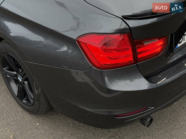 Сірий БМВ 3 Серія, об'ємом двигуна 2 л та пробігом 220 тис. км за 11600 $, фото 6 на Automoto.ua
