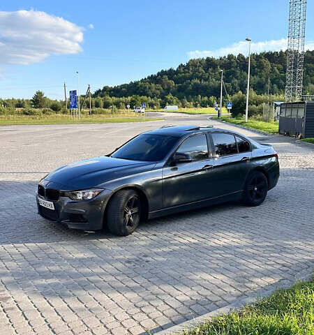 Серый БМВ 3 Серия, объемом двигателя 2 л и пробегом 300 тыс. км за 11000 $, фото 14 на Automoto.ua