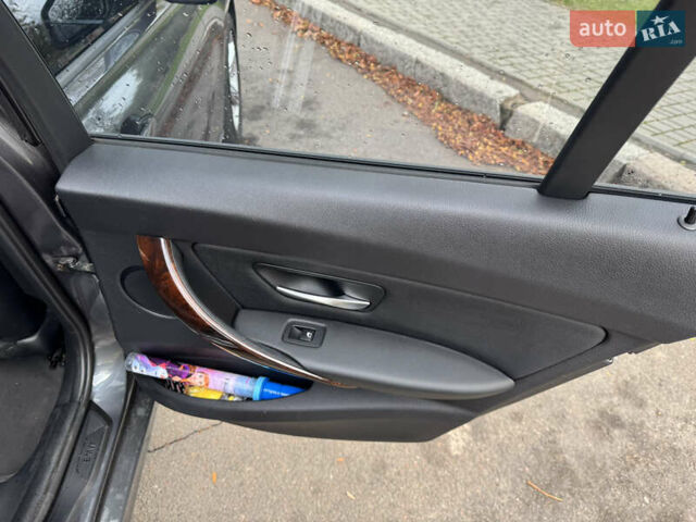 Сірий БМВ 3 Серія, об'ємом двигуна 2 л та пробігом 143 тис. км за 16300 $, фото 9 на Automoto.ua
