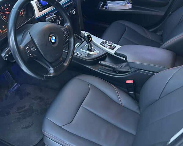 Сірий БМВ 3 Серія, об'ємом двигуна 2 л та пробігом 298 тис. км за 12500 $, фото 10 на Automoto.ua