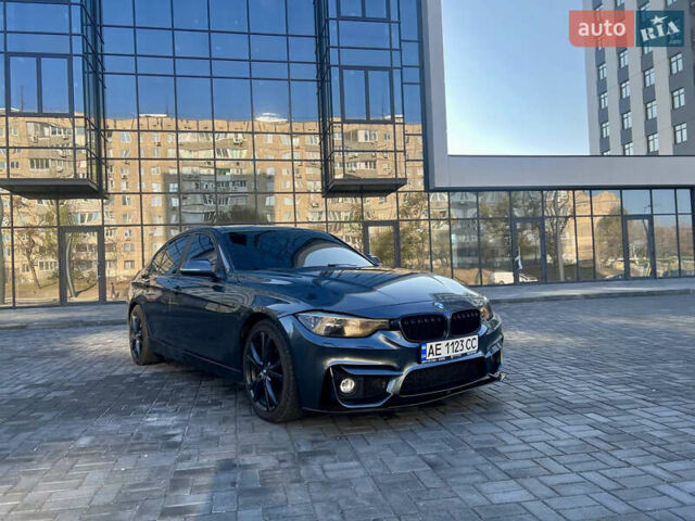 Серый БМВ 3 Серия, объемом двигателя 0 л и пробегом 190 тыс. км за 12600 $, фото 2 на Automoto.ua