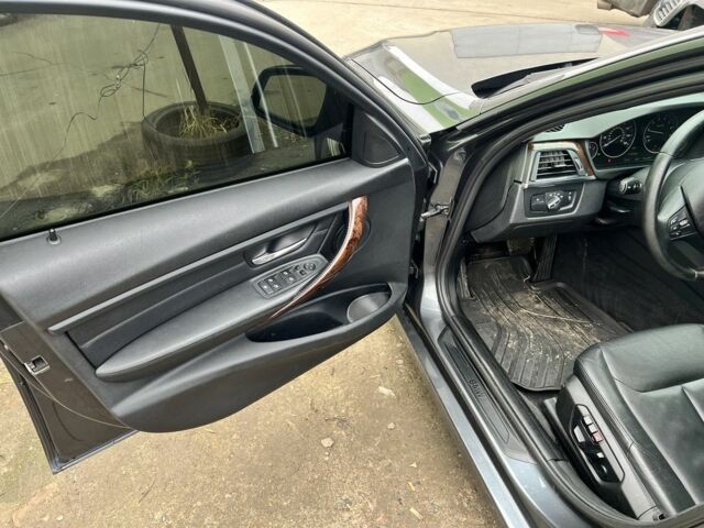 Серый БМВ 3 Серия, объемом двигателя 2 л и пробегом 250 тыс. км за 11999 $, фото 2 на Automoto.ua