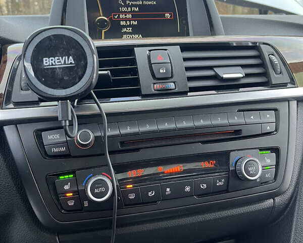 Серый БМВ 3 Серия, объемом двигателя 2 л и пробегом 145 тыс. км за 14200 $, фото 43 на Automoto.ua