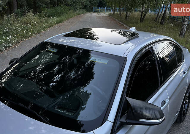 Серый БМВ 3 Серия, объемом двигателя 2 л и пробегом 233 тыс. км за 12999 $, фото 10 на Automoto.ua