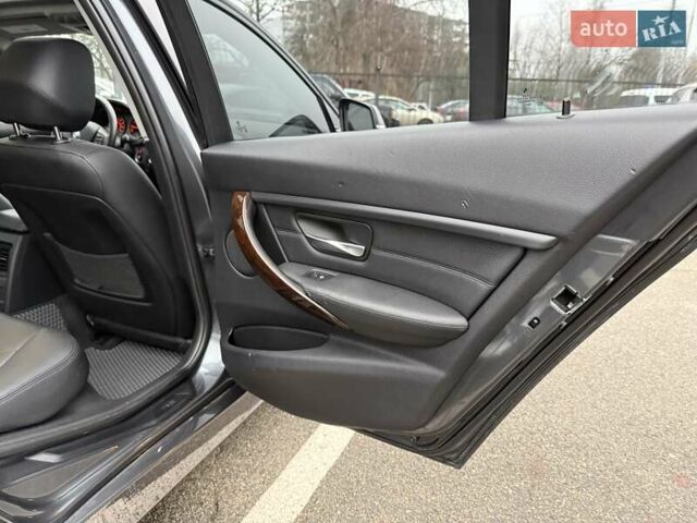 Сірий БМВ 3 Серія, об'ємом двигуна 2 л та пробігом 147 тис. км за 14100 $, фото 33 на Automoto.ua