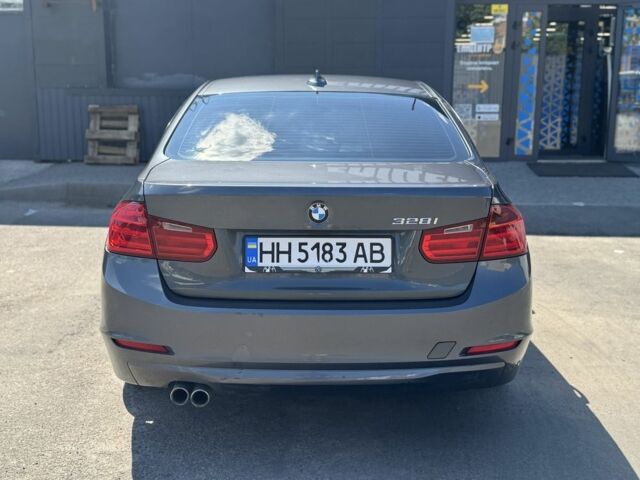 Серый БМВ 3 Серия, объемом двигателя 2 л и пробегом 170 тыс. км за 8800 $, фото 4 на Automoto.ua