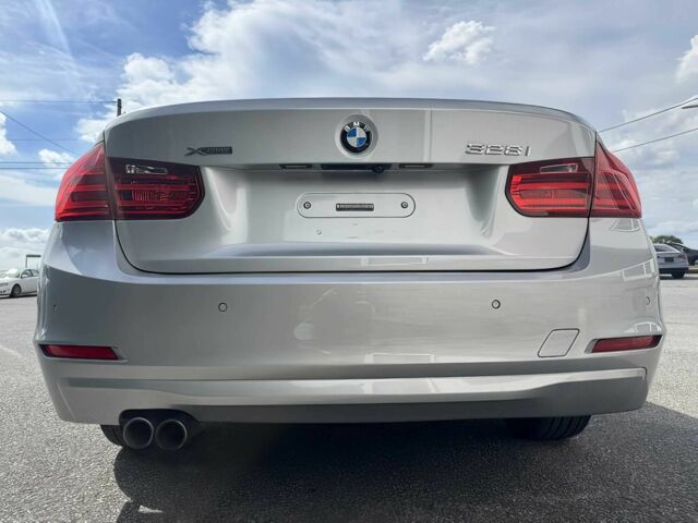 Серый БМВ 3 Серия, объемом двигателя 2 л и пробегом 81 тыс. км за 9800 $, фото 4 на Automoto.ua