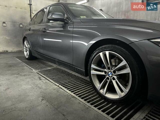 Сірий БМВ 3 Серія, об'ємом двигуна 2 л та пробігом 170 тис. км за 15900 $, фото 2 на Automoto.ua