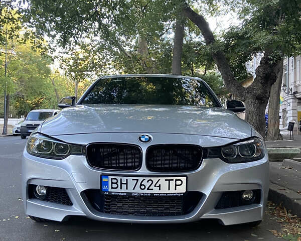 Серый БМВ 3 Серия, объемом двигателя 2 л и пробегом 344 тыс. км за 11900 $, фото 5 на Automoto.ua