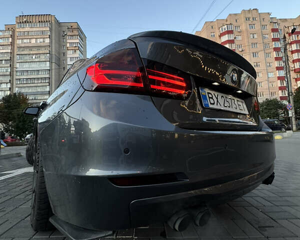 Серый БМВ 3 Серия, объемом двигателя 2 л и пробегом 155 тыс. км за 16300 $, фото 5 на Automoto.ua