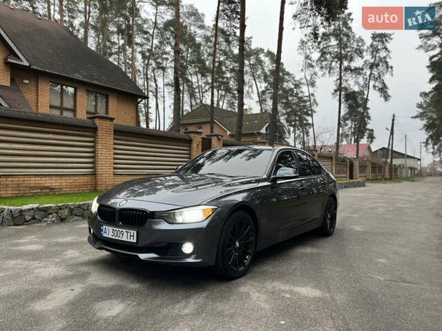 Серый БМВ 3 Серия, объемом двигателя 2 л и пробегом 227 тыс. км за 12500 $, фото 11 на Automoto.ua