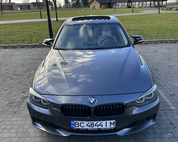 Серый БМВ 3 Серия, объемом двигателя 2 л и пробегом 203 тыс. км за 12800 $, фото 2 на Automoto.ua