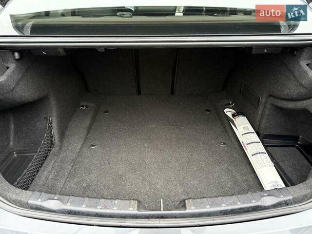 Сірий БМВ 3 Серія, об'ємом двигуна 2 л та пробігом 147 тис. км за 14100 $, фото 41 на Automoto.ua