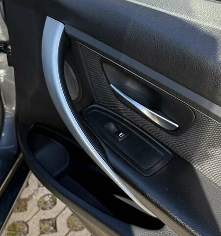 БМВ 3 Серія 2013 у Сваляве на Automoto.ua Сірий БМВ 3 Серія, об'ємом двигуна 2.99 л та пробігом 302 тис. км за 21900 $, фото 20 на Automoto.ua