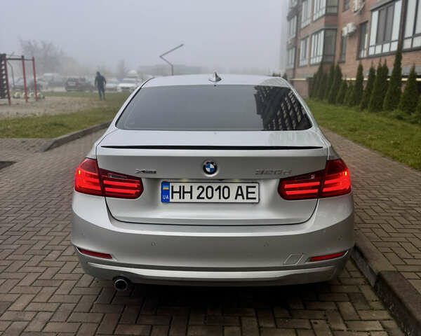 Сірий БМВ 3 Серія, об'ємом двигуна 2 л та пробігом 302 тис. км за 14300 $, фото 4 на Automoto.ua