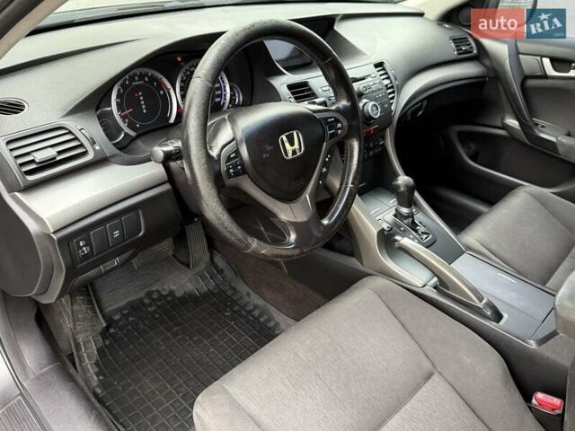 БМВ 3 Серія 2013 у Борисполе на Automoto.ua Сірий БМВ 3 Серія, об'ємом двигуна 2 л та пробігом 280 тис. км за 14000 $, фото 91 на Automoto.ua