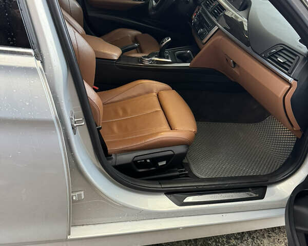 Серый БМВ 3 Серия, объемом двигателя 2 л и пробегом 222 тыс. км за 16500 $, фото 4 на Automoto.ua