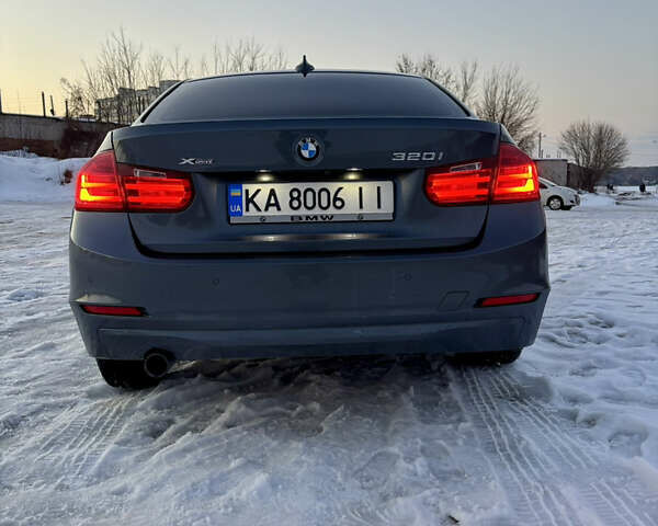 Серый БМВ 3 Серия, объемом двигателя 2 л и пробегом 157 тыс. км за 15000 $, фото 7 на Automoto.ua