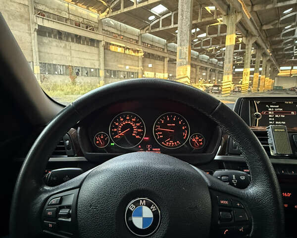 Серый БМВ 3 Серия, объемом двигателя 2 л и пробегом 210 тыс. км за 10500 $, фото 12 на Automoto.ua