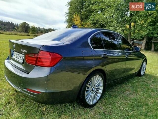 Сірий БМВ 3 Серія, об'ємом двигуна 2 л та пробігом 186 тис. км за 13300 $, фото 11 на Automoto.ua