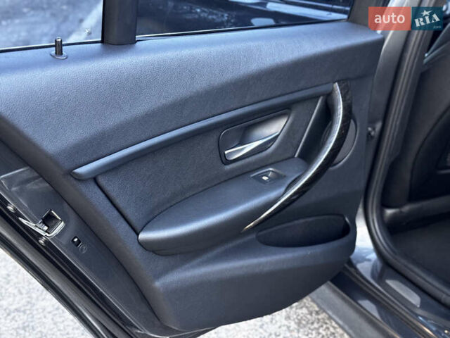 Сірий БМВ 3 Серія, об'ємом двигуна 2 л та пробігом 236 тис. км за 14500 $, фото 98 на Automoto.ua