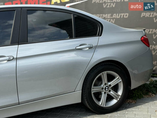 Серый БМВ 3 Серия, объемом двигателя 2 л и пробегом 133 тыс. км за 15499 $, фото 6 на Automoto.ua