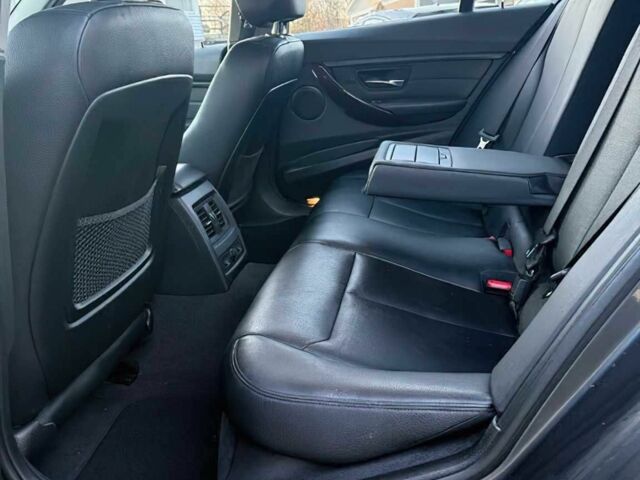 Серый БМВ 3 Серия, объемом двигателя 2 л и пробегом 81 тыс. км за 10100 $, фото 8 на Automoto.ua