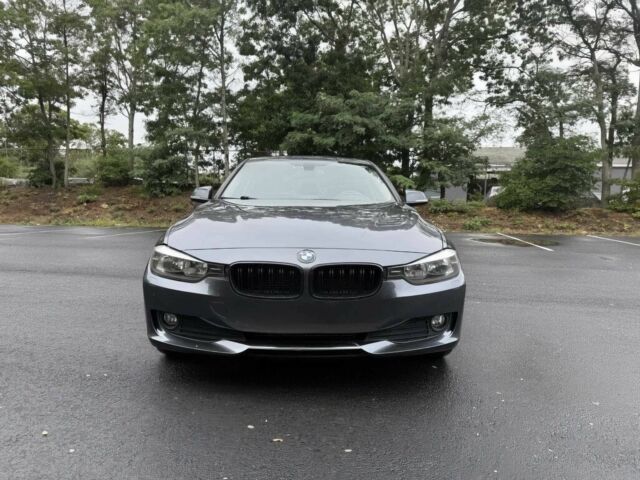 Серый БМВ 3 Серия, объемом двигателя 2 л и пробегом 80 тыс. км за 2100 $, фото 1 на Automoto.ua