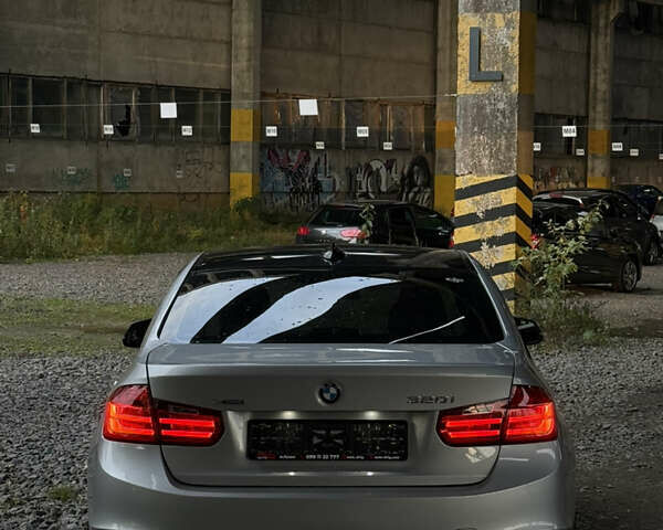 Серый БМВ 3 Серия, объемом двигателя 2 л и пробегом 210 тыс. км за 10500 $, фото 7 на Automoto.ua