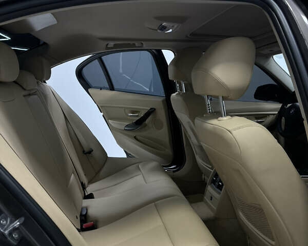 Сірий БМВ 3 Серія, об'ємом двигуна 2 л та пробігом 99 тис. км за 13999 $, фото 10 на Automoto.ua