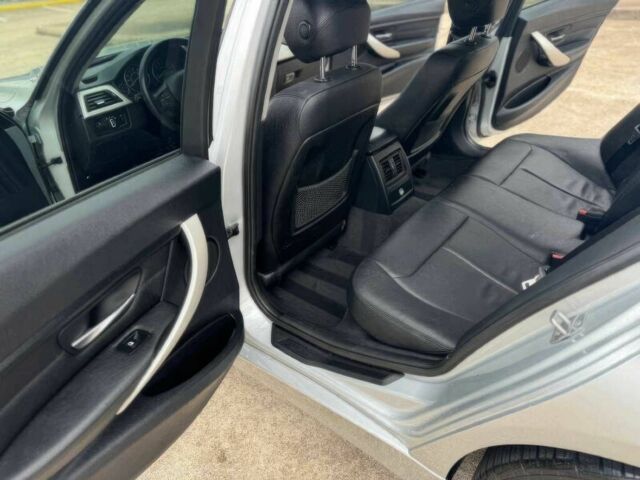 Серый БМВ 3 Серия, объемом двигателя 2 л и пробегом 89 тыс. км за 2800 $, фото 10 на Automoto.ua