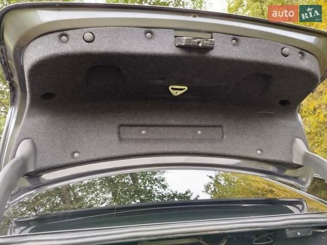 Сірий БМВ 3 Серія, об'ємом двигуна 2 л та пробігом 186 тис. км за 13300 $, фото 18 на Automoto.ua