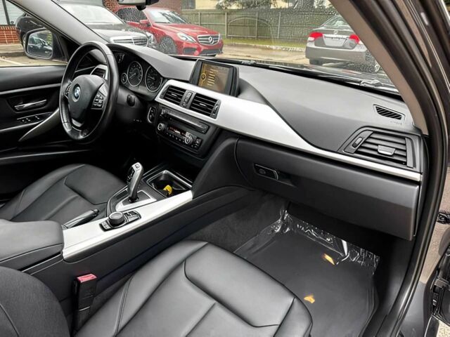 Серый БМВ 3 Серия, объемом двигателя 2 л и пробегом 89 тыс. км за 6500 $, фото 11 на Automoto.ua