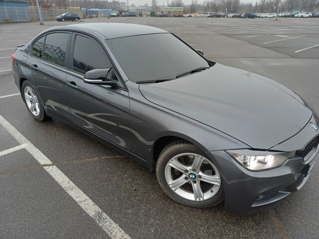 Серый БМВ 3 Серия, объемом двигателя 2 л и пробегом 198 тыс. км за 11800 $, фото 5 на Automoto.ua
