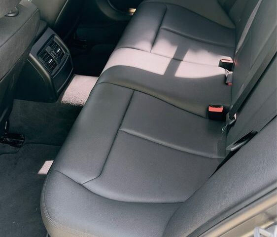 Сірий БМВ 3 Серія, об'ємом двигуна 2 л та пробігом 205 тис. км за 12650 $, фото 9 на Automoto.ua