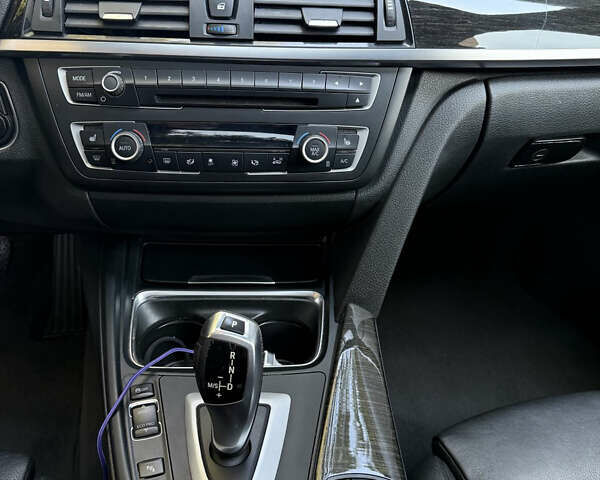 Серый БМВ 3 Серия, объемом двигателя 2 л и пробегом 105 тыс. км за 15000 $, фото 3 на Automoto.ua